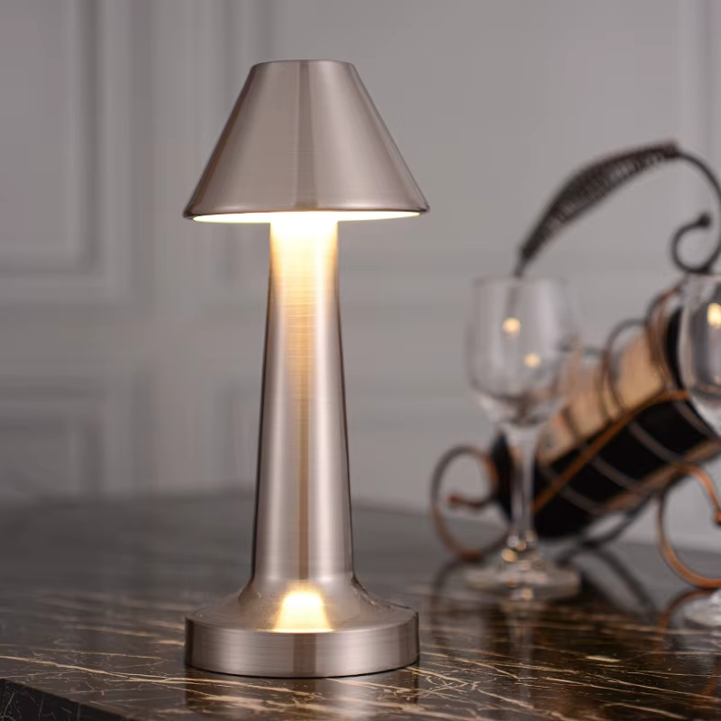 Vintage Metal Touch Table Lamp