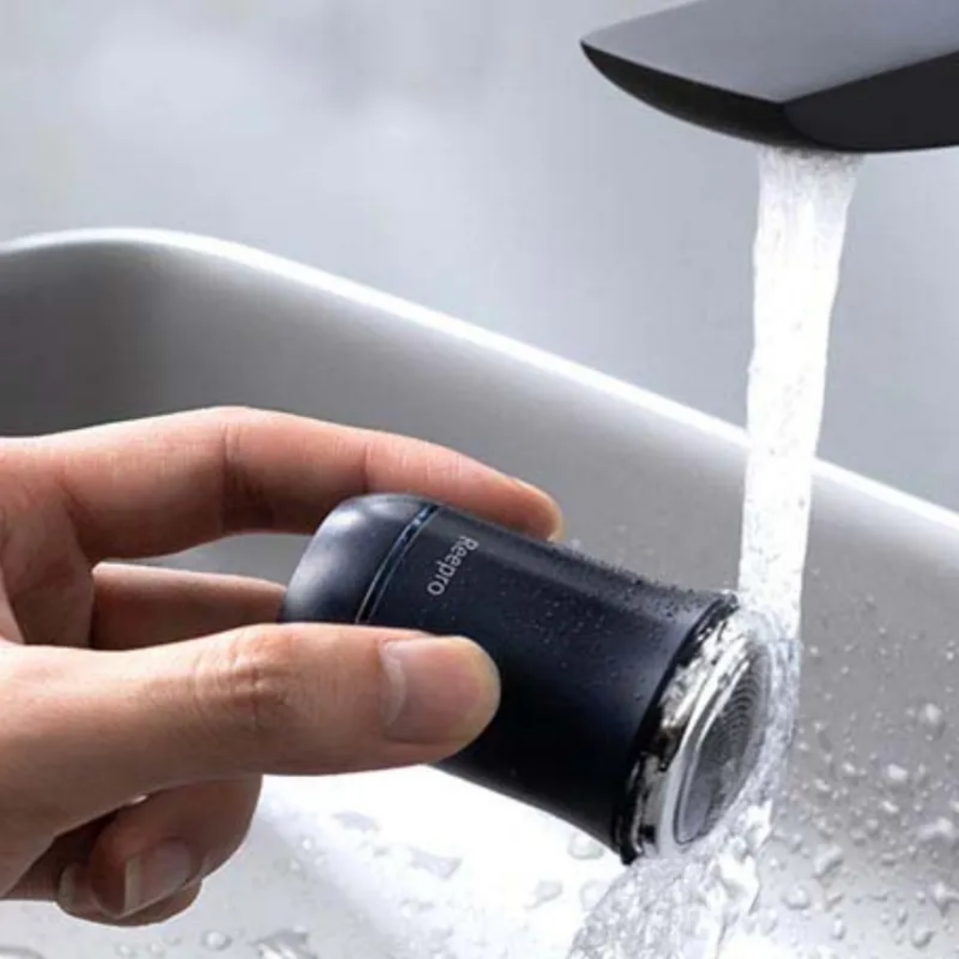 Portable 15-Blade Shaver