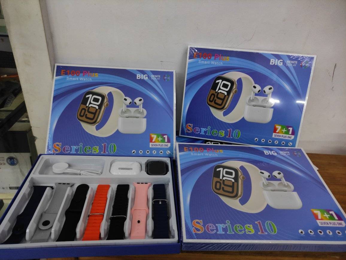 E100 Plus Smart Watch Set with Earbuds